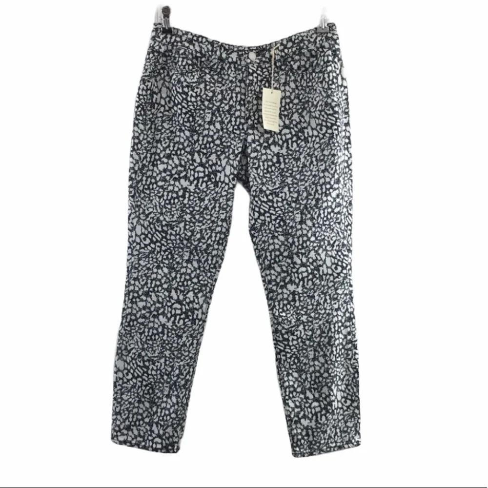 Ann Taylor‎ Curvy Fit Cropped Leg Jeans Black Print